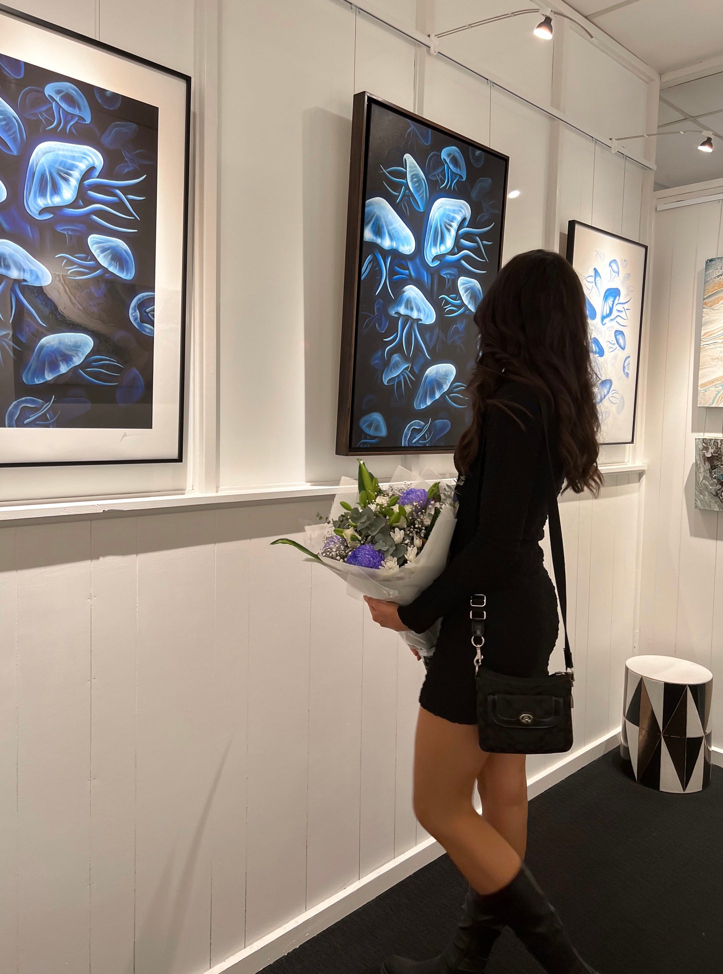 Jellyfish Luminous - Floating Frame Included