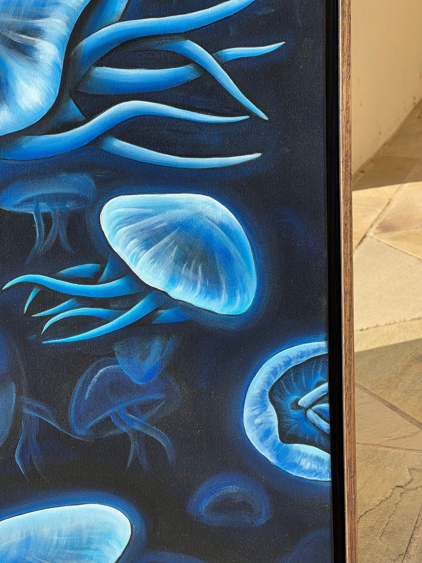 Jellyfish Luminous - Floating Frame Included